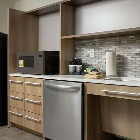 Home2 Suites By Hilton Едісон Екстер'єр фото